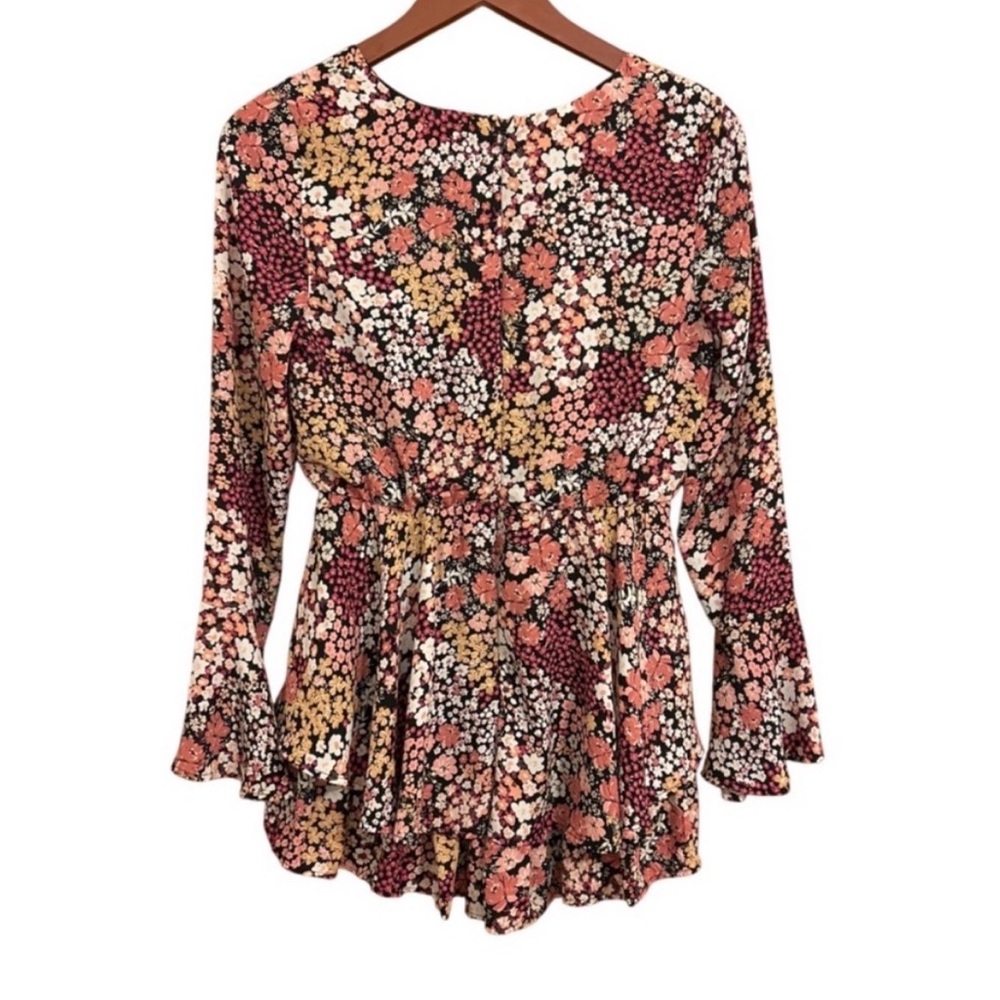 Mi Ami Floral Bell Sleeve Multicolor Flower Romper - Size S - Picture 7 of 13
